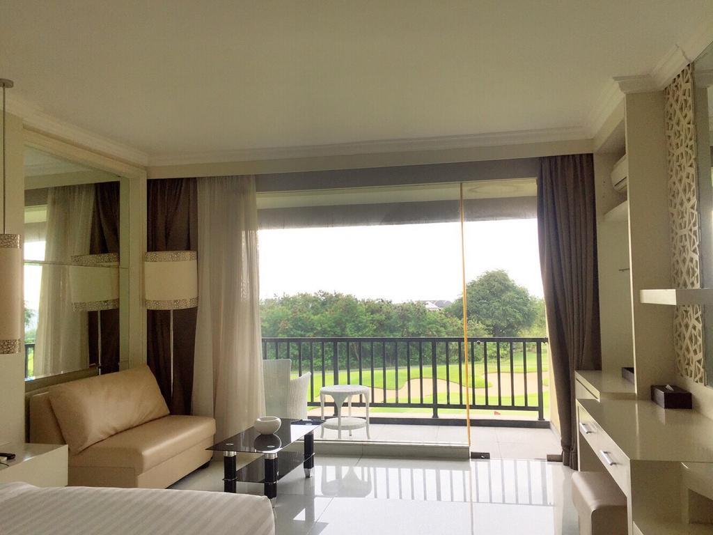 The Rich Prada Hotel Pecatu Екстериор снимка